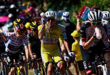 tour-de-france-hit-by-extreme-heat-and-wildfires